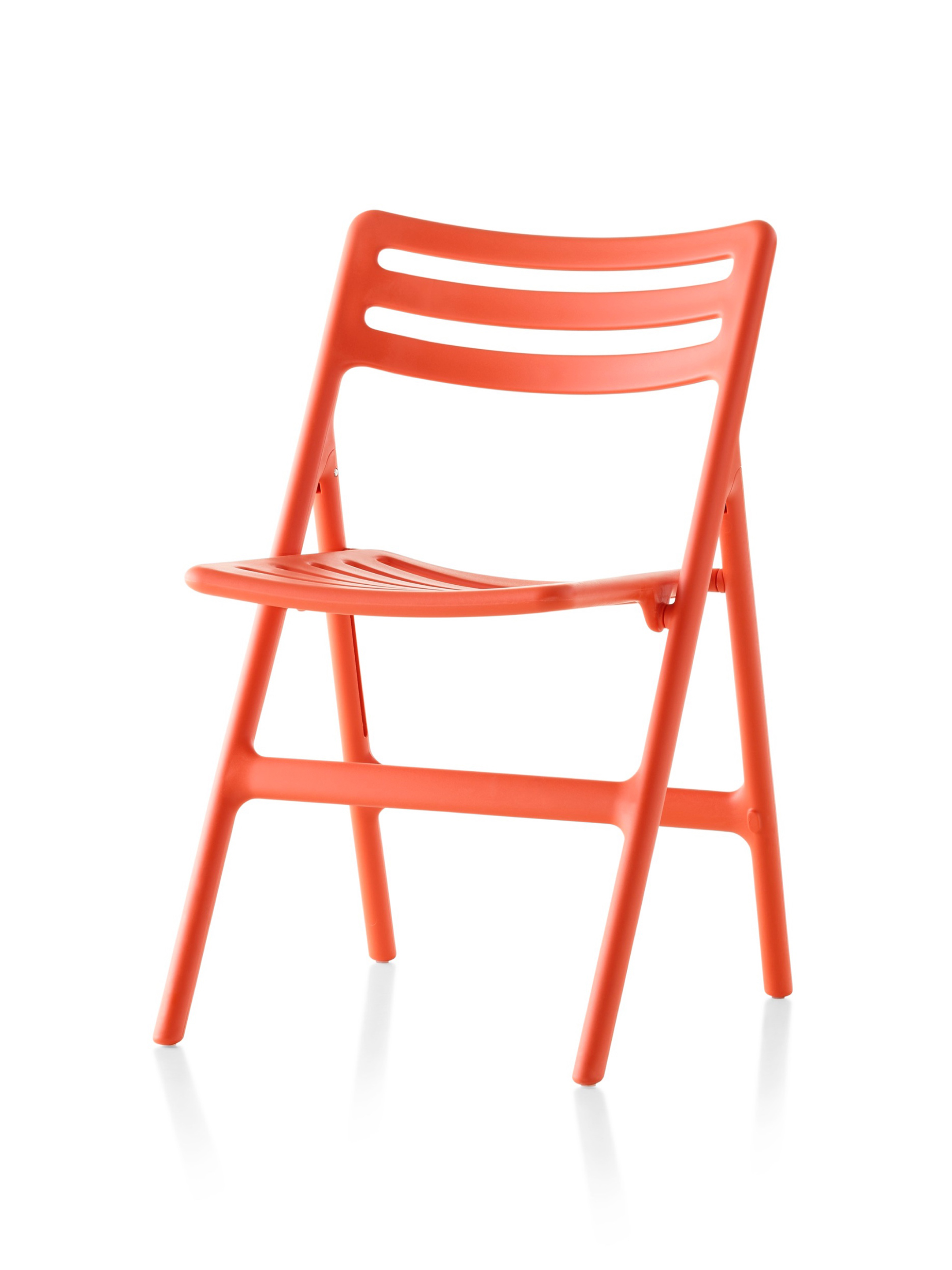 乐竞平台 - 坐具|户外椅|办公家具|设计师家具|Magis 折叠空气椅